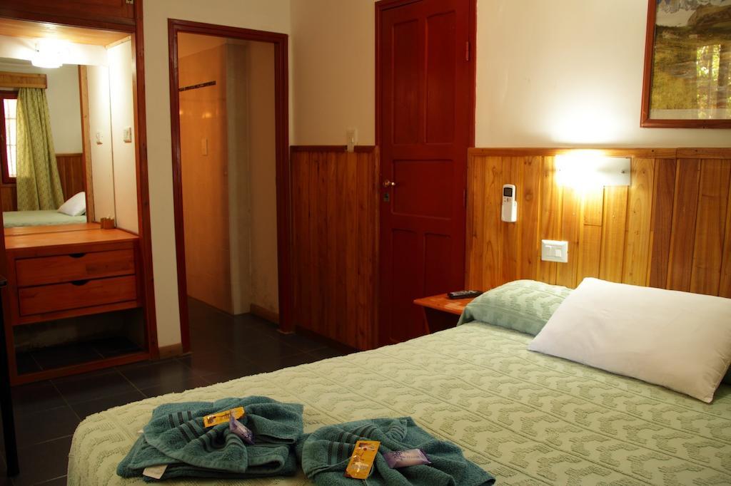 Hosteria La Cabana 푸에르토이과수 외부 사진